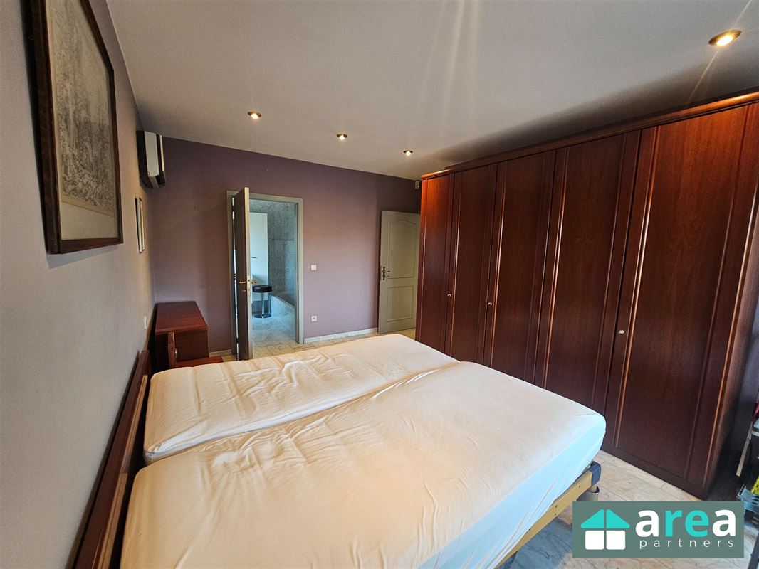 Appartement met 3 slpk, 2 badkamers en garagebox!