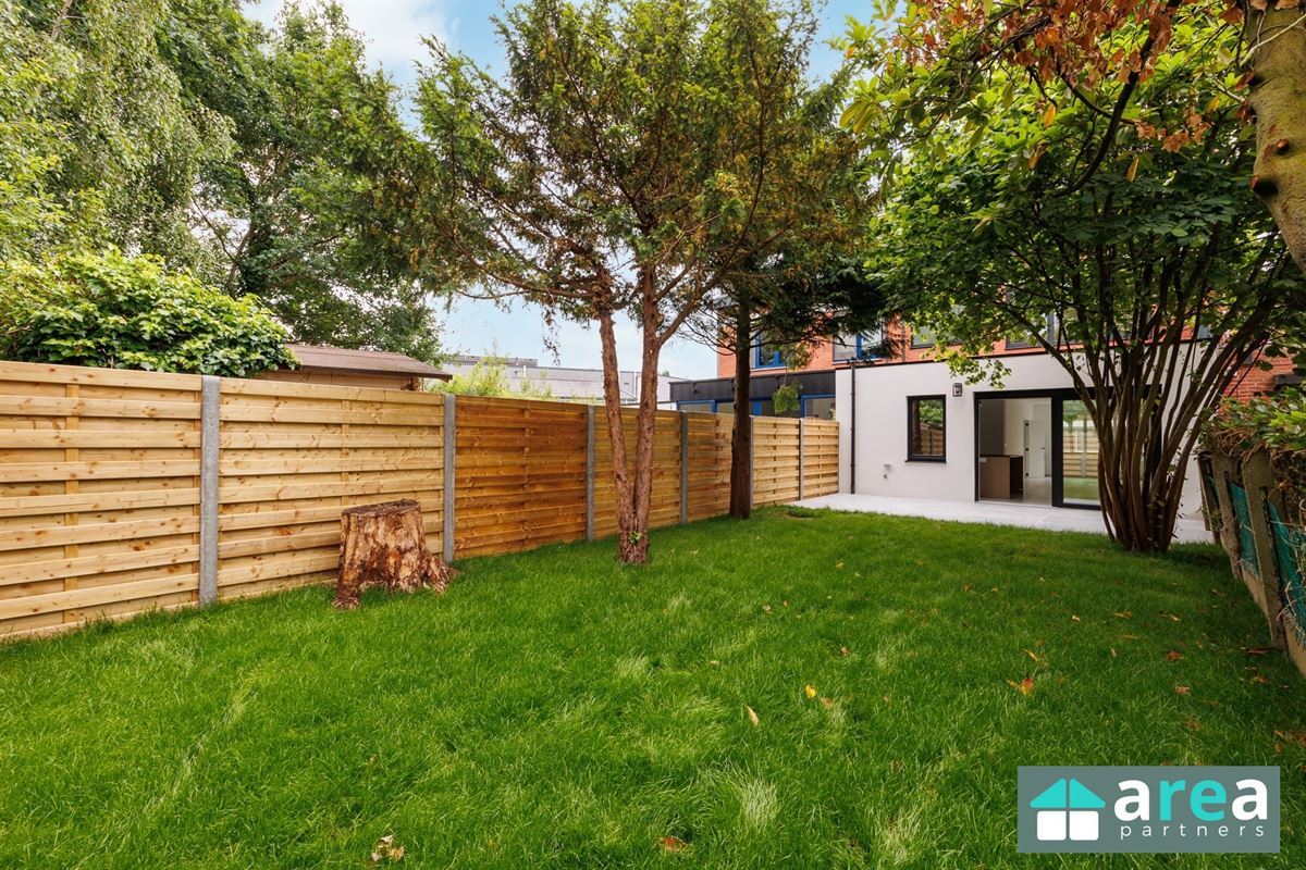 IN OPTIE! - Gerenoveerde en energiezuinige woning (EPC A!) met tuin!