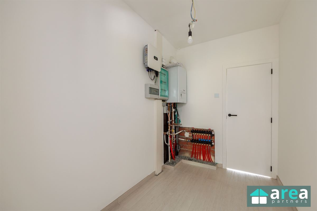 IN OPTIE! - Gerenoveerde en energiezuinige woning (EPC A!) met tuin!