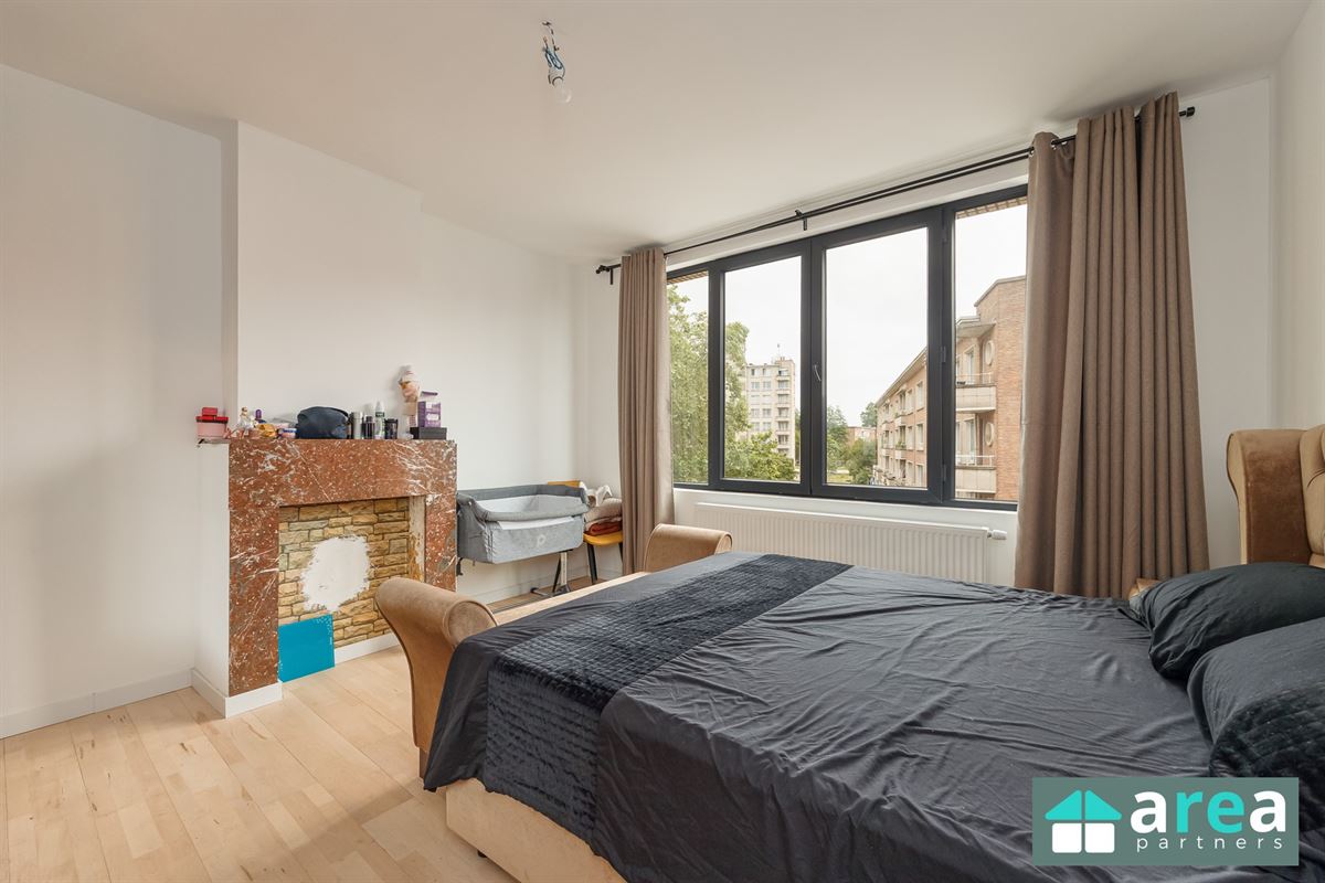 Ruime, op te frissen duplex!