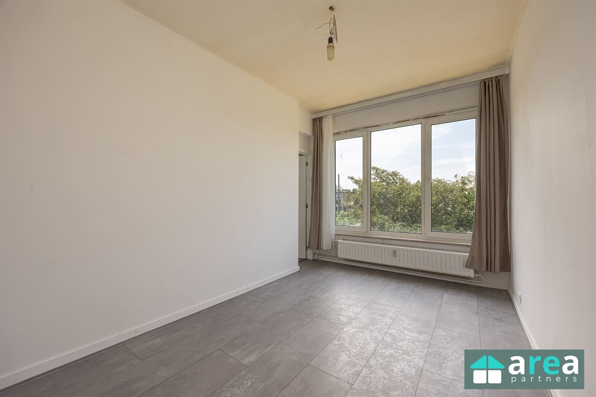 Gerenoveerd appartement met 3 slpk!
