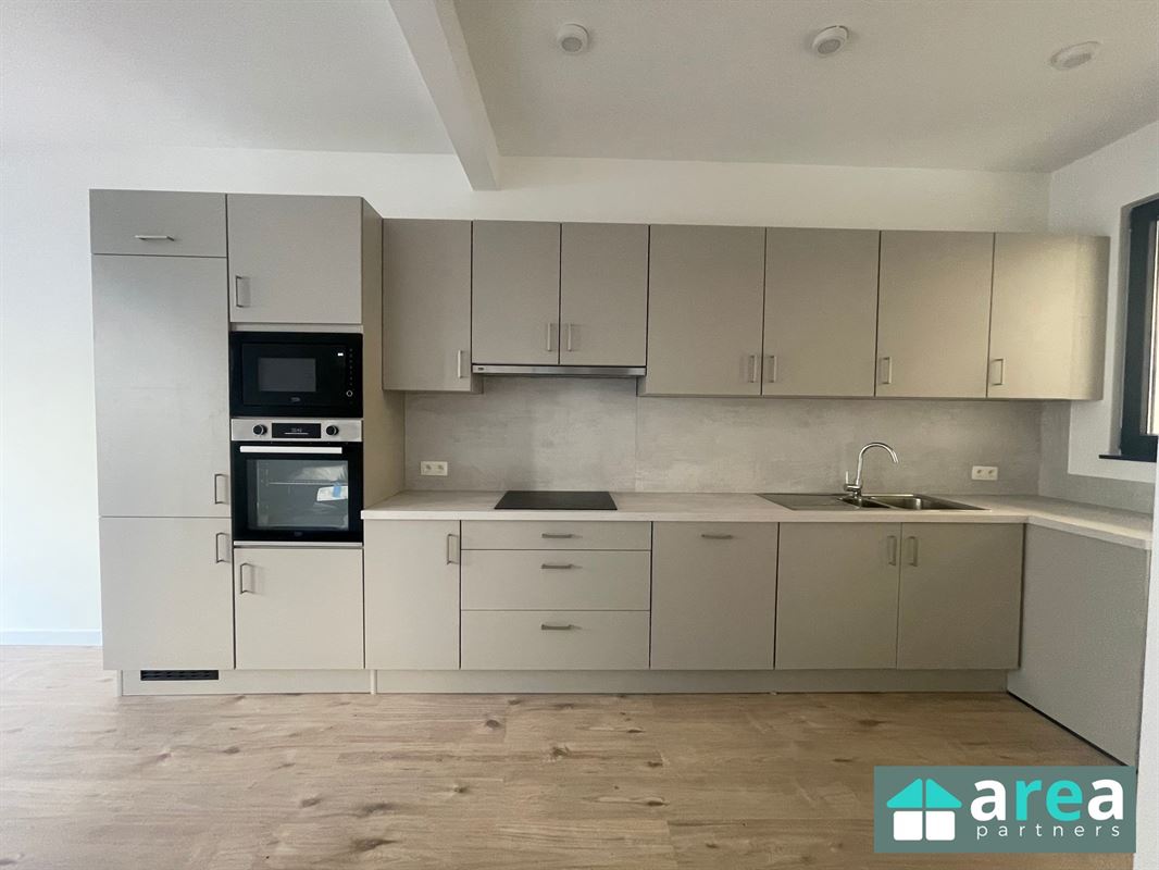2 slpk appartement met grote tuin!