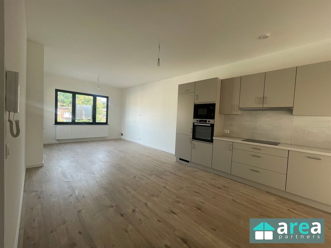 Appartement met 2 slpk en terras!