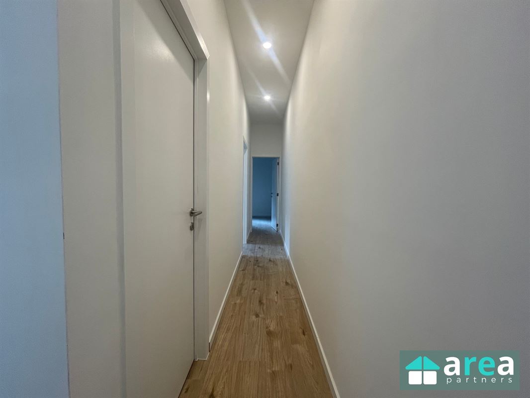 Appartement met 2 slpk en terras!
