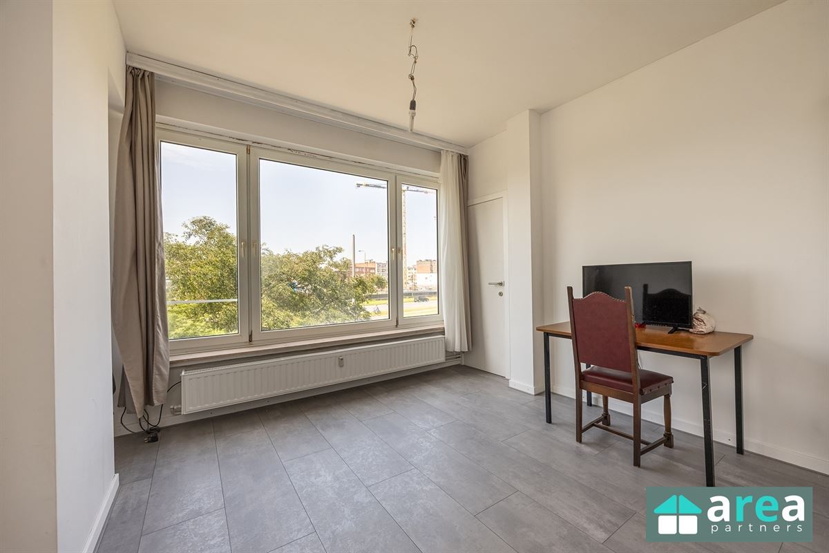 Gerenoveerd appartement met 3 slpk!