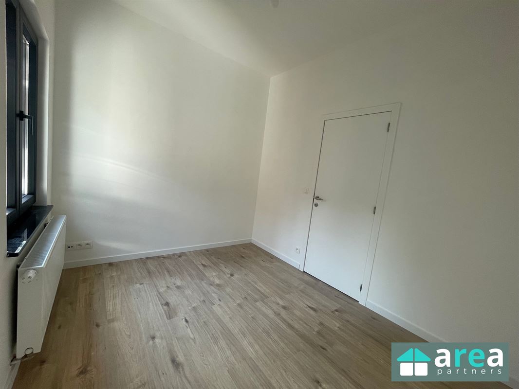 Appartement met 2 slpk en terras!