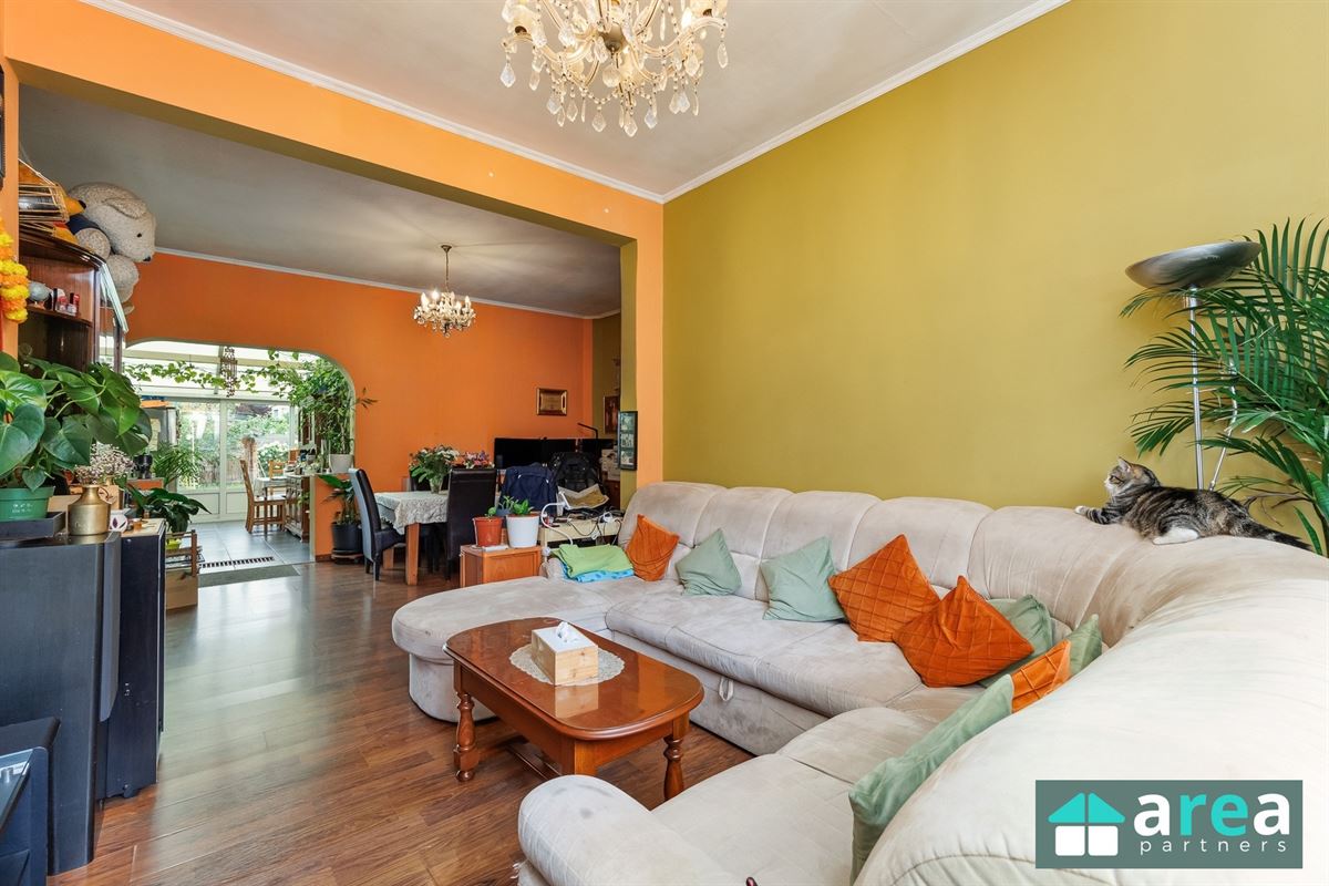 Woning (104m²) met 3 slpk, zonnepanelen en airco in Wilrijk