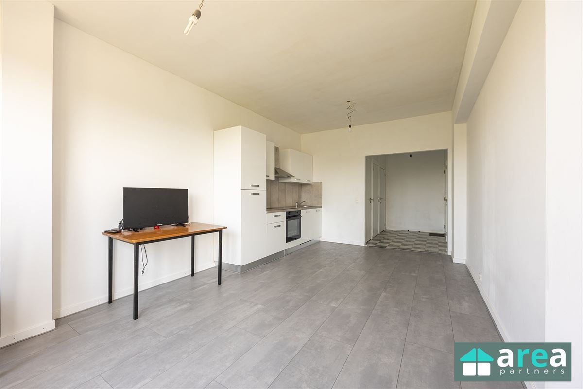 Gerenoveerd appartement met 3 slpk!