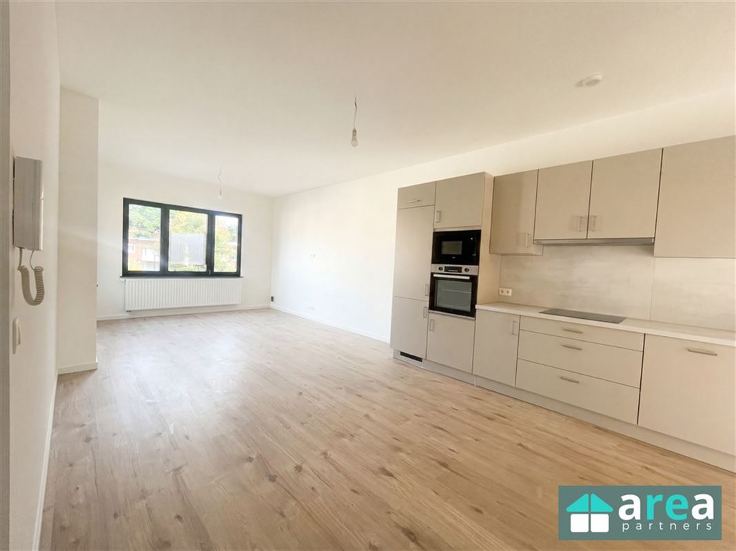Appartement met 2 slpk en terras!