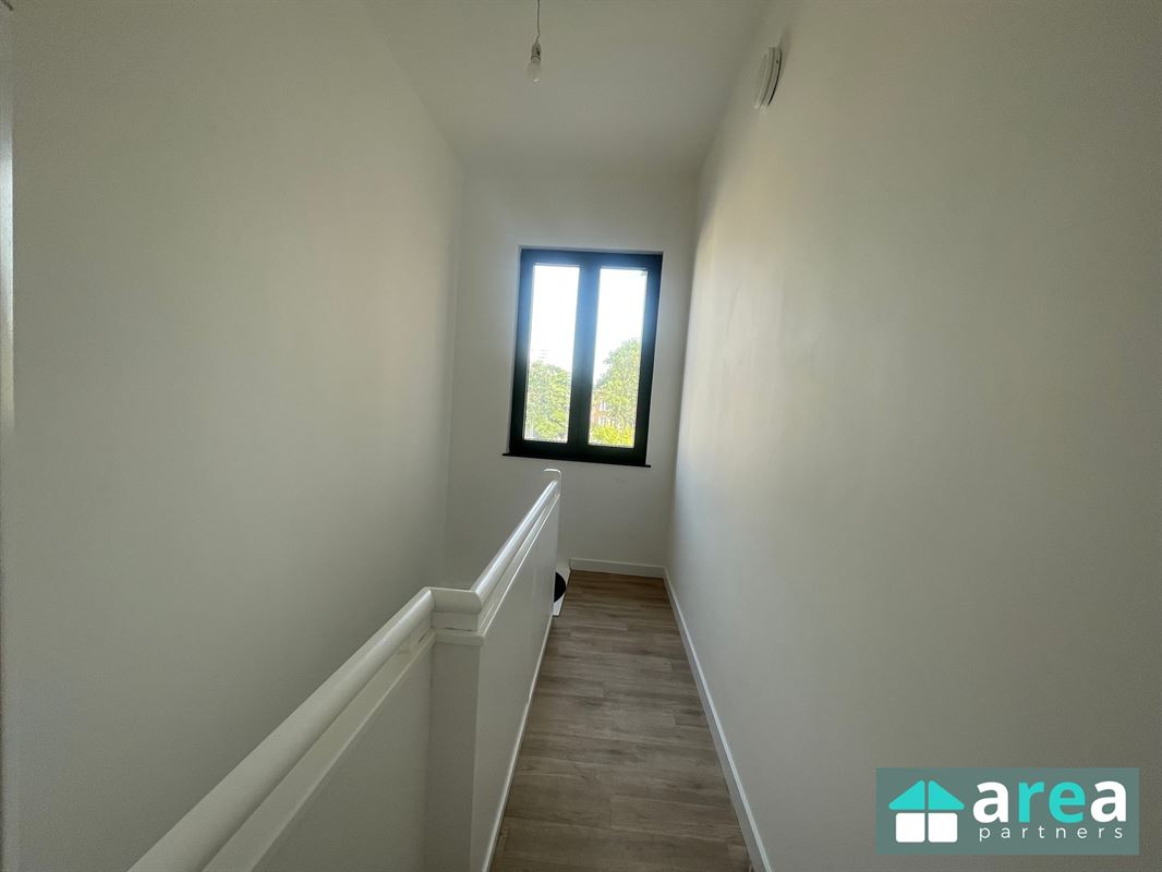 Appartement met 2 slpk en terras!