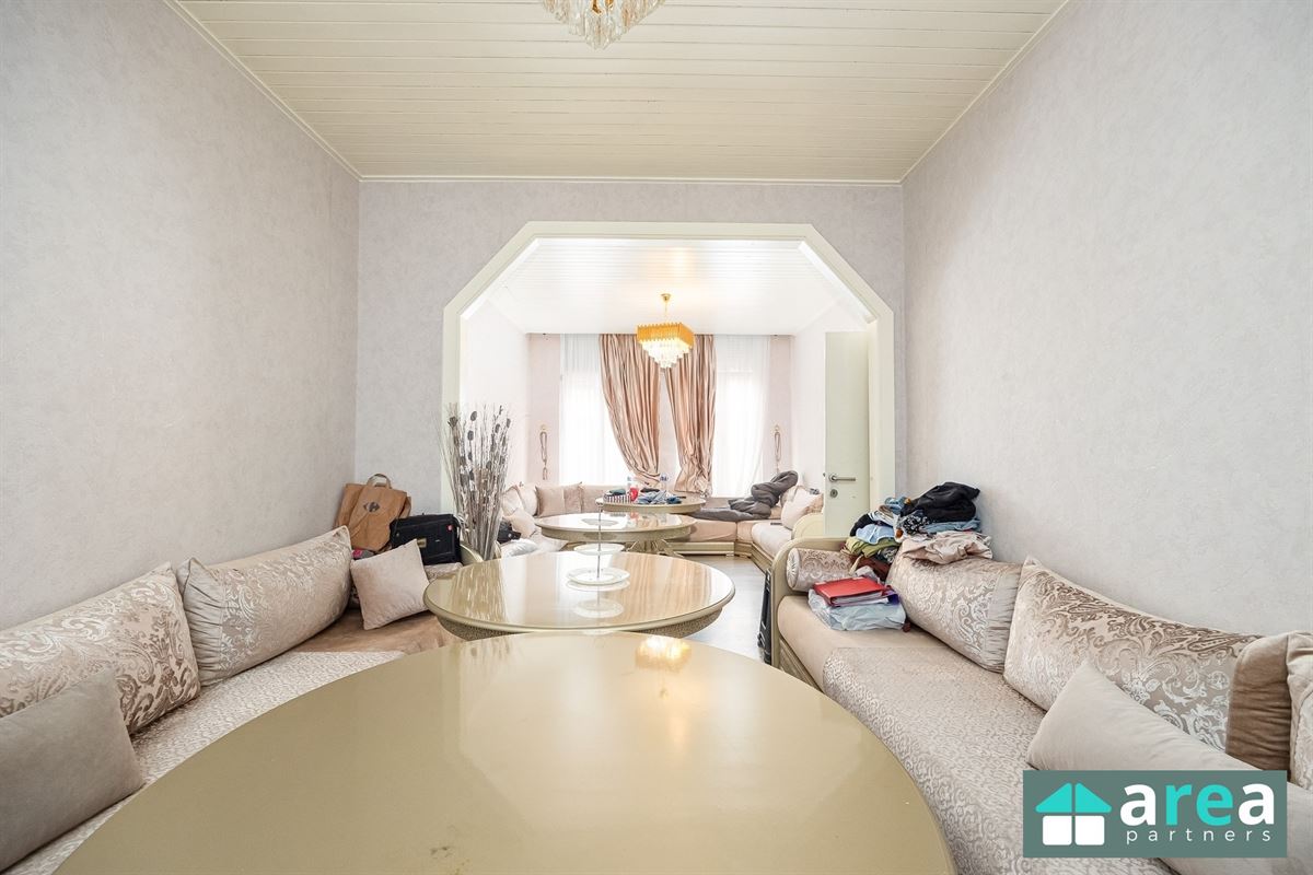 Te renoveren burgerwoning met ruime tuin vlakbij Krugerpark!