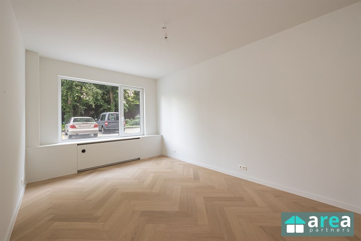 Gerenoveerd gelijkvloers appartement met 2 slpk te Boho!