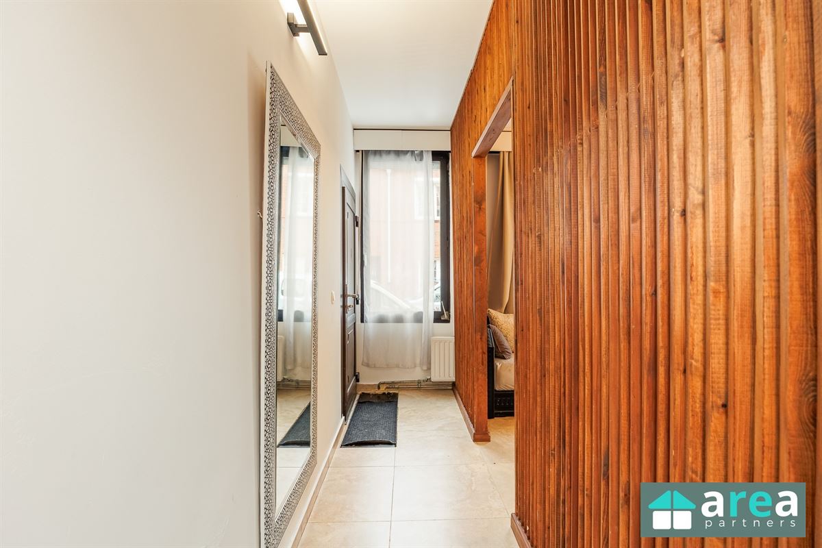 Instapklare woning met 5 slpk en zwembad!