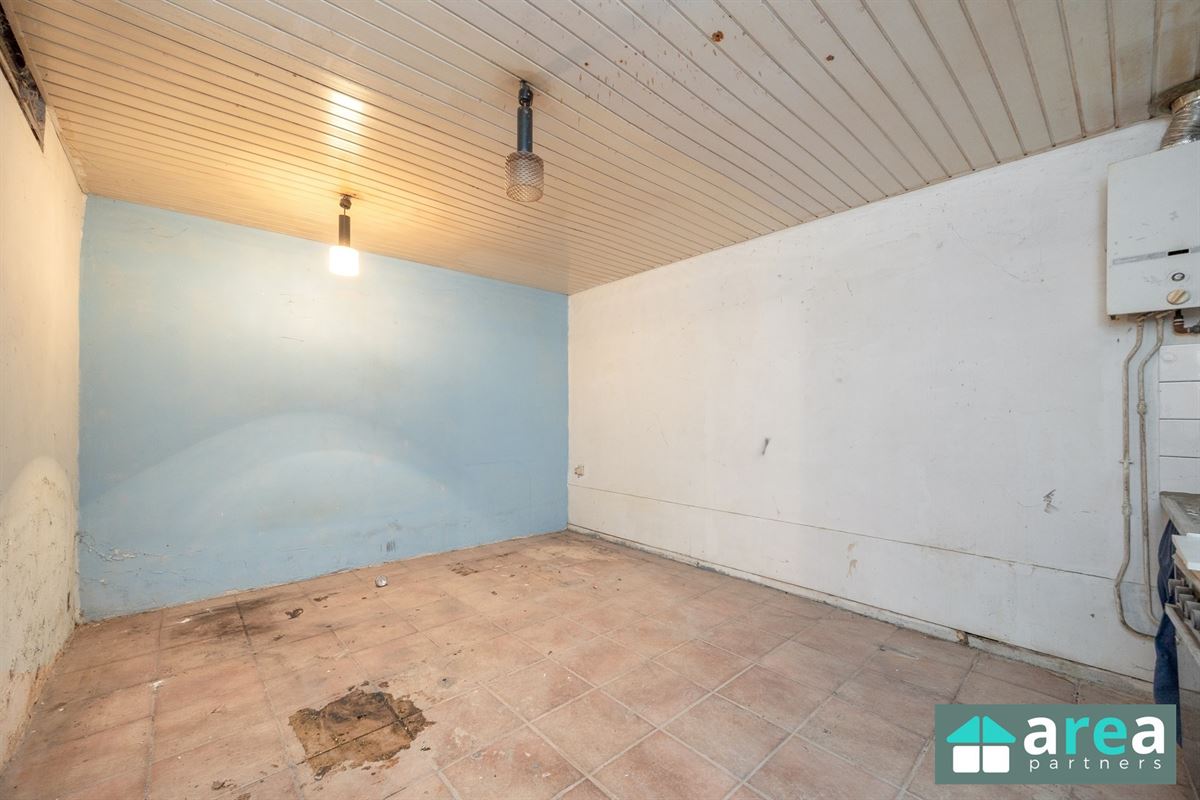 Ruime opbrengsteigendom bestaande uit 5units op centrale locatie!