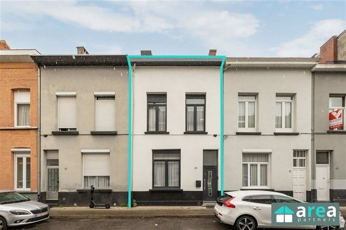 Energiezuinige en instapklare woning met 3 slpk en koer!
