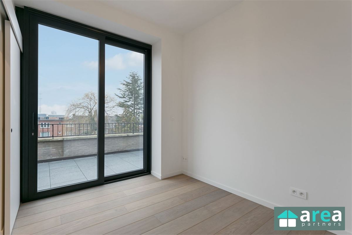 Gerenoveerd appartement met 1 slaapkamer en groot terras!