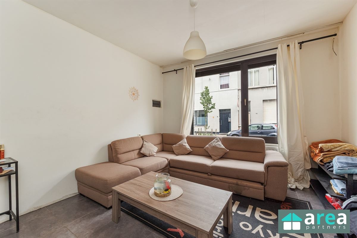 Interessante eigendom bestaande uit 3 units + achterhuis + magazijn!