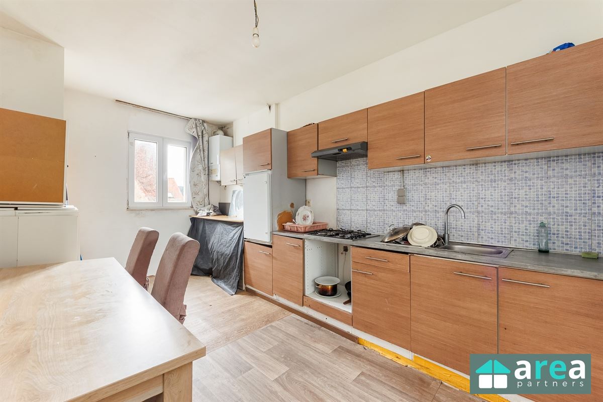 Interessante eigendom bestaande uit 3 units + achterhuis + magazijn!