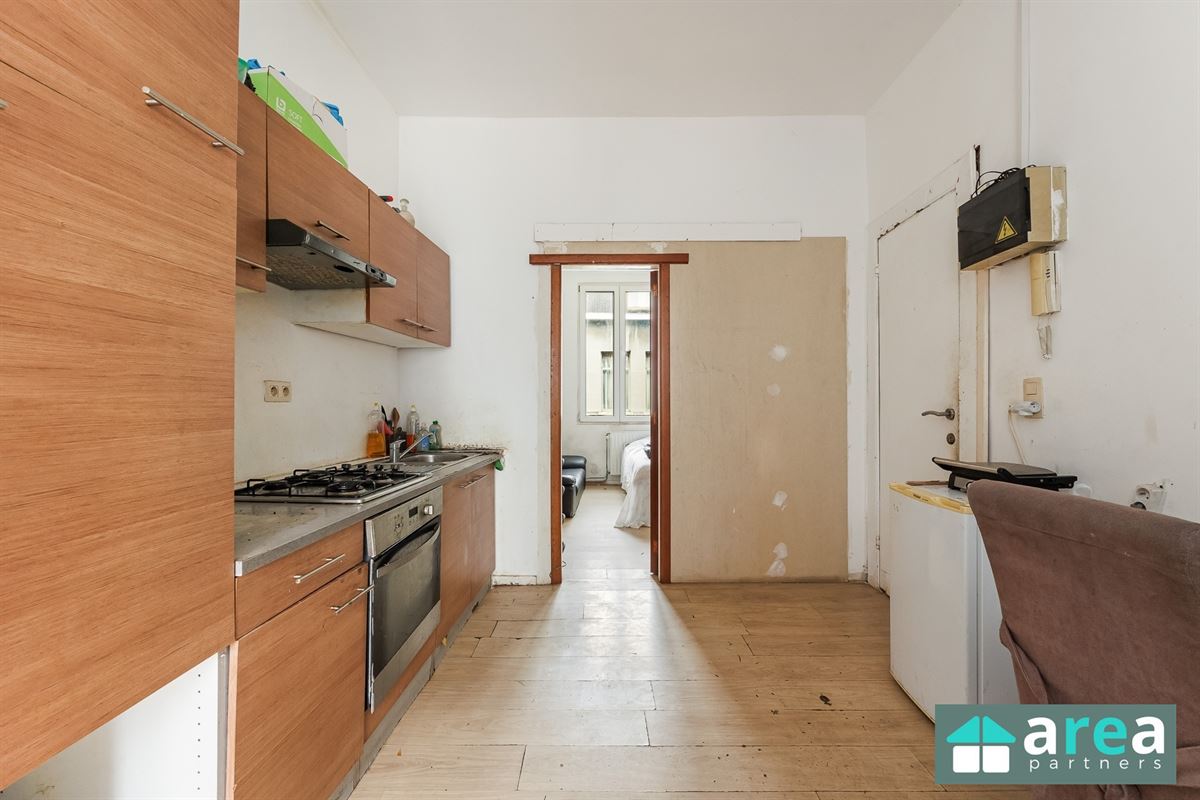 Interessante eigendom bestaande uit 3 units + achterhuis + magazijn!