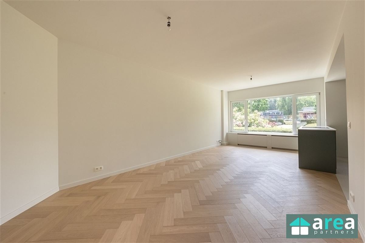 Gerenoveerd gelijkvloers appartement met 2 slpk te Boho!