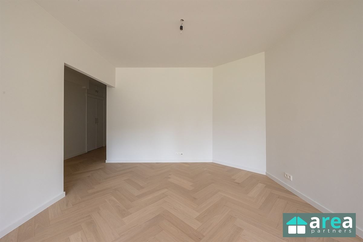 Gerenoveerd gelijkvloers appartement met 2 slpk te Boho!