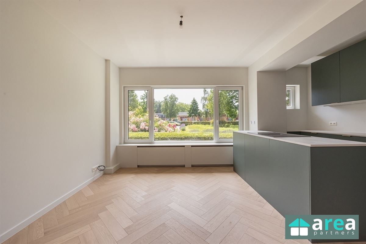Gerenoveerd gelijkvloers appartement met 2 slpk te Boho!