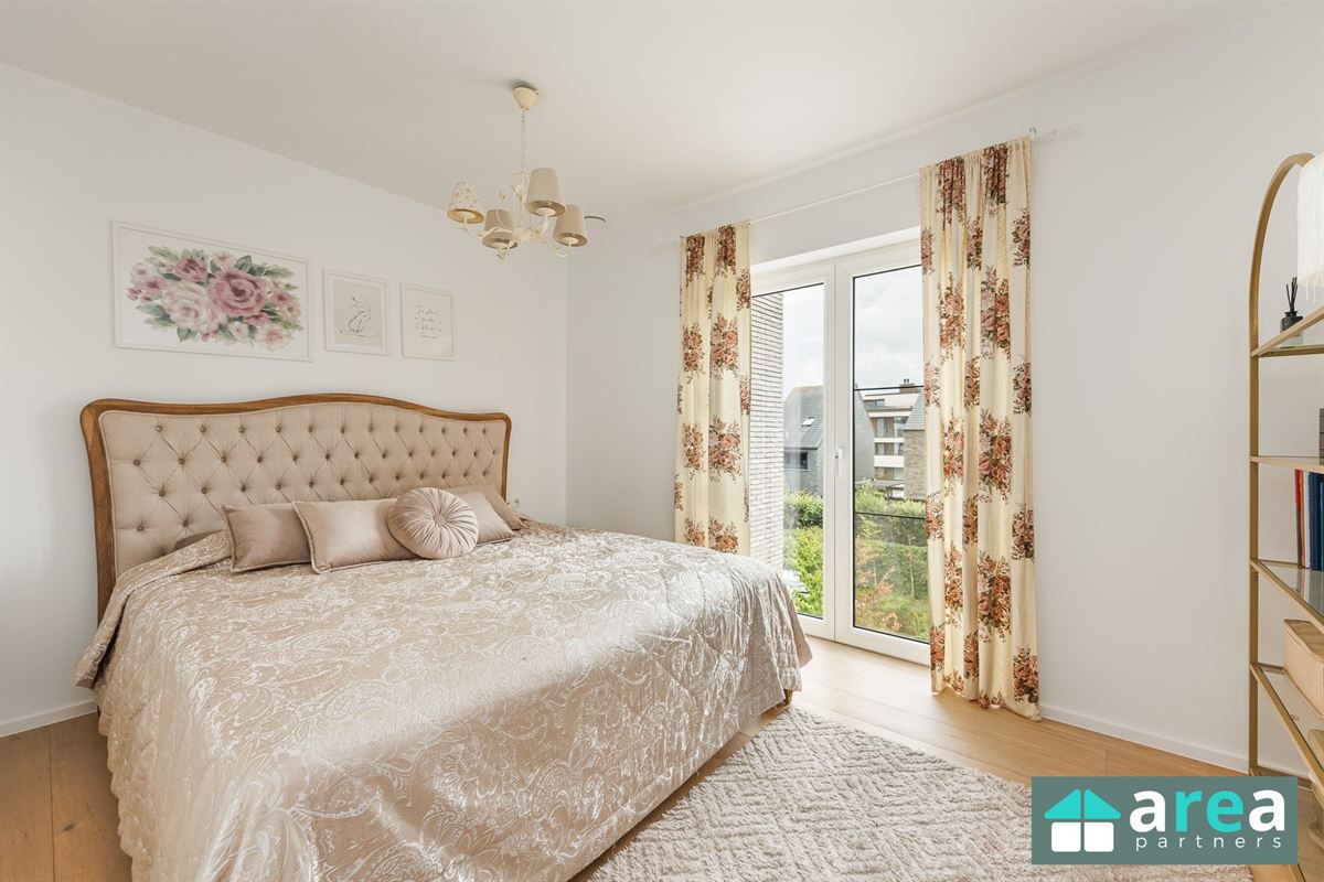 Instapklare nieuwbouwwoning op toplocatie!