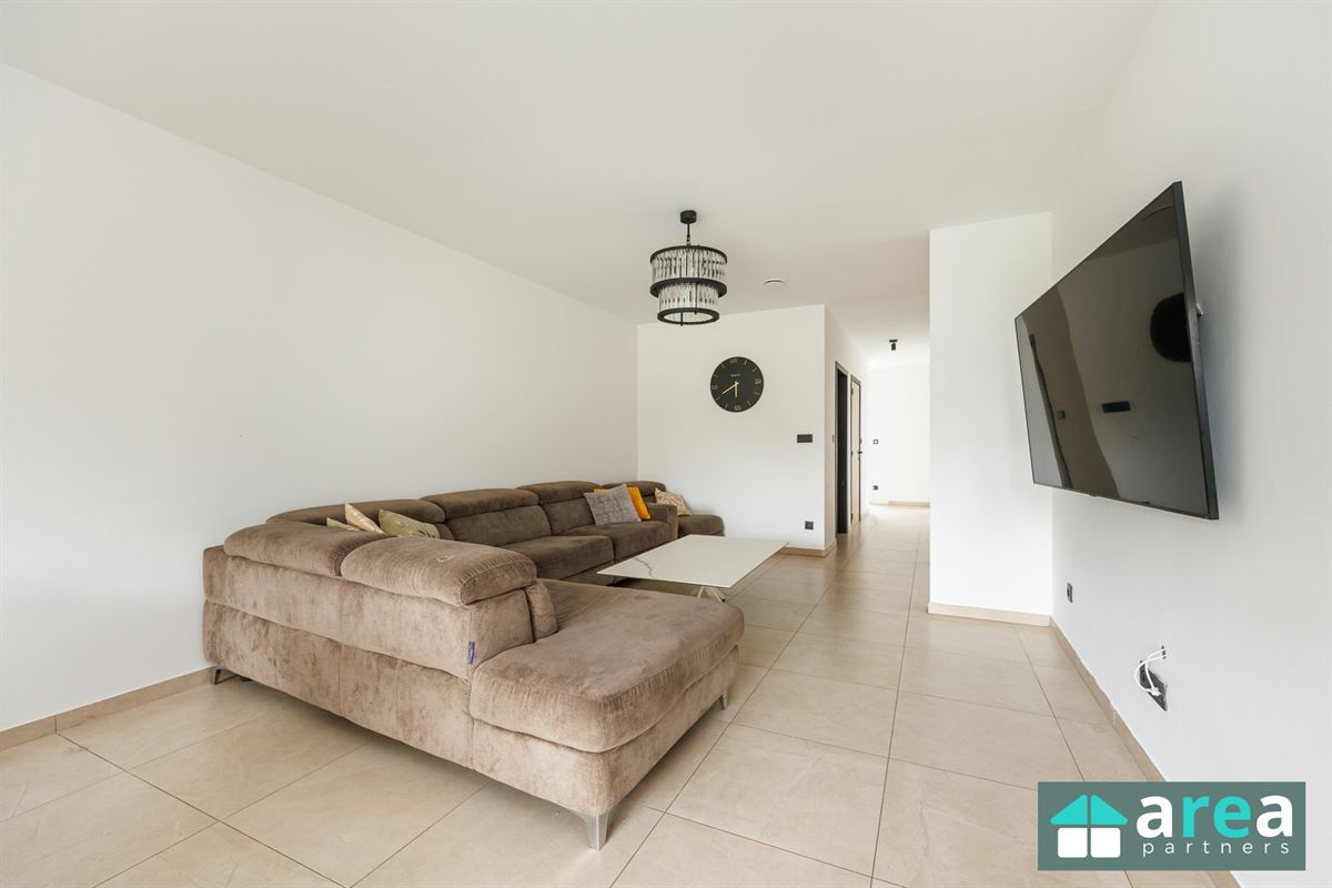 Instapklare nieuwbouwwoning op toplocatie!