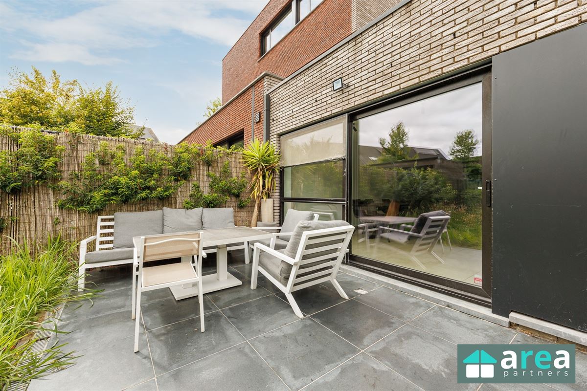 Instapklare nieuwbouwwoning op toplocatie!
