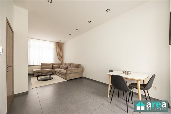 Energiezuinige en instapklare woning met 3 slpk en koer!
