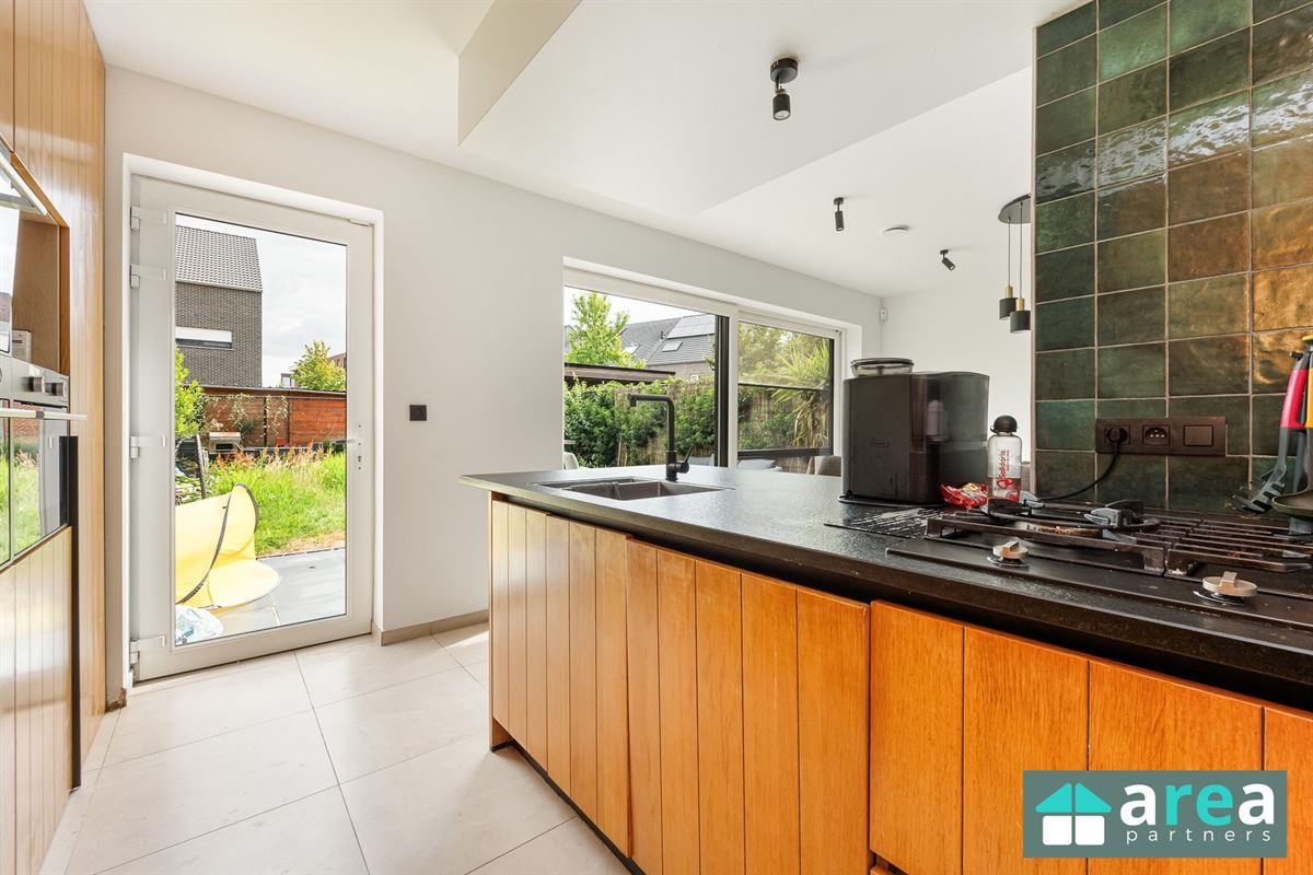 Instapklare nieuwbouwwoning op toplocatie!
