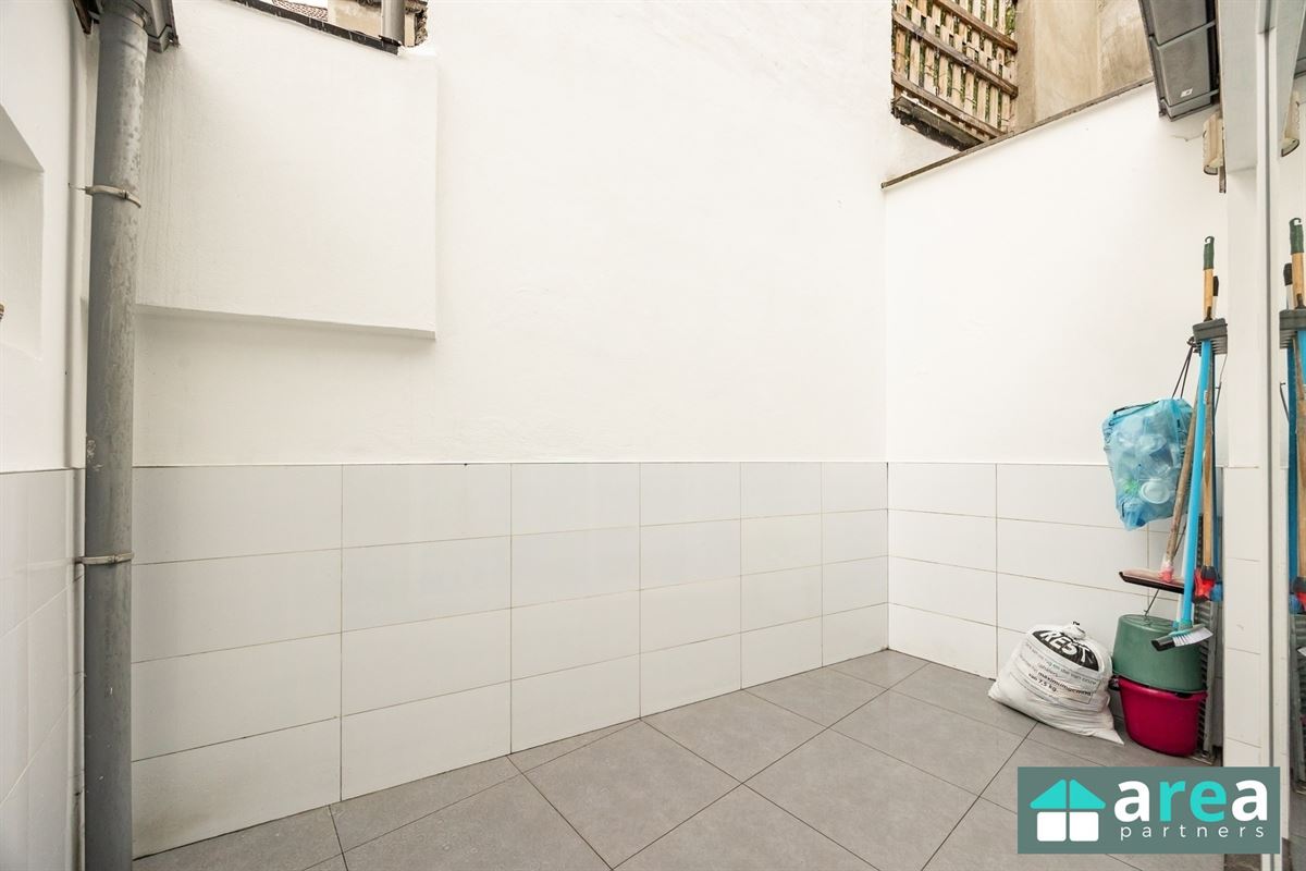 Energiezuinige en instapklare woning met 3 slpk en koer!