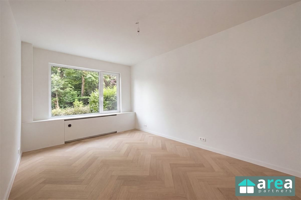 Gerenoveerd gelijkvloers appartement met 2 slpk te Boho!