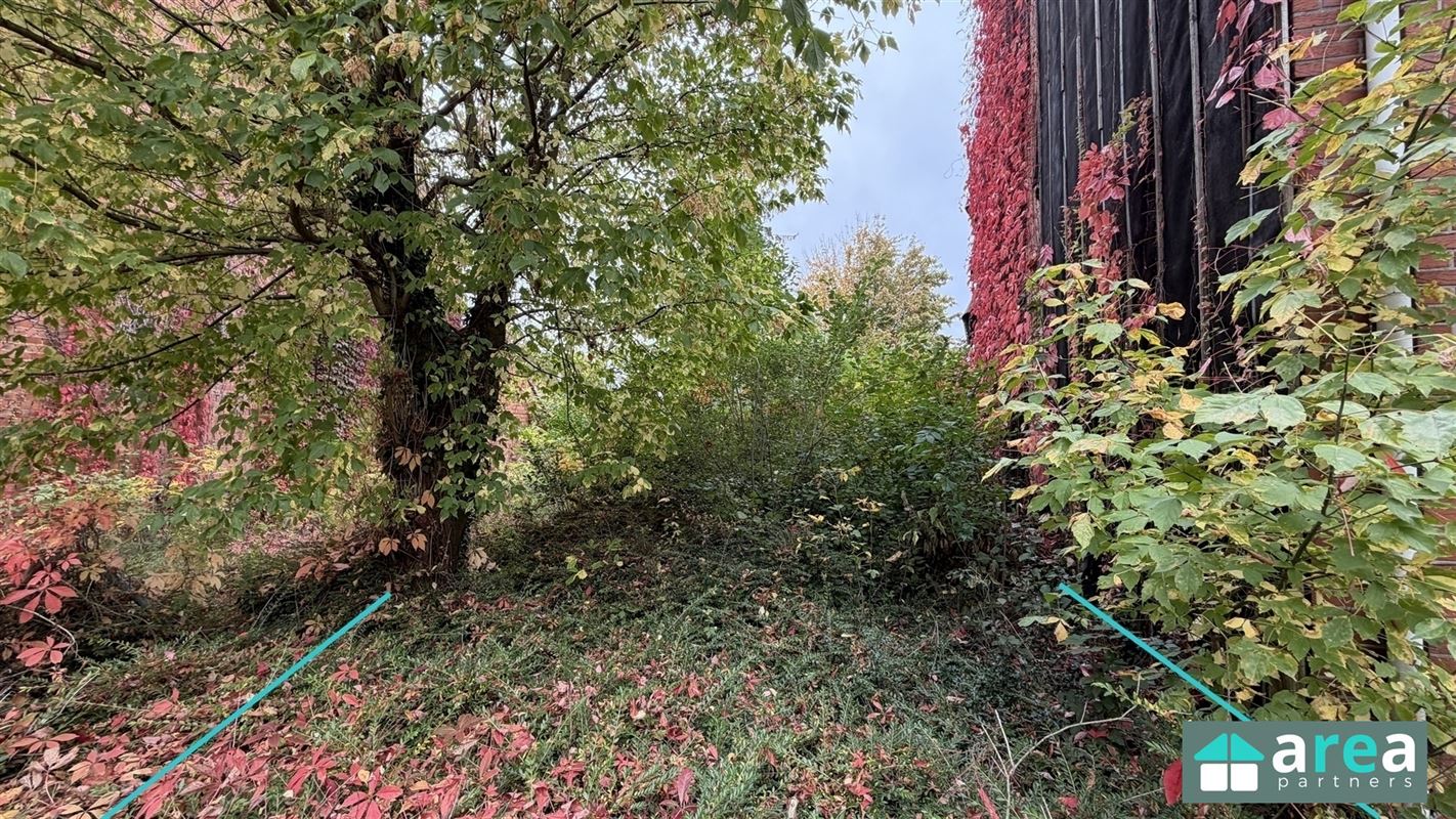 Interessante bouwgrond in rustige en gegeerde buurt!