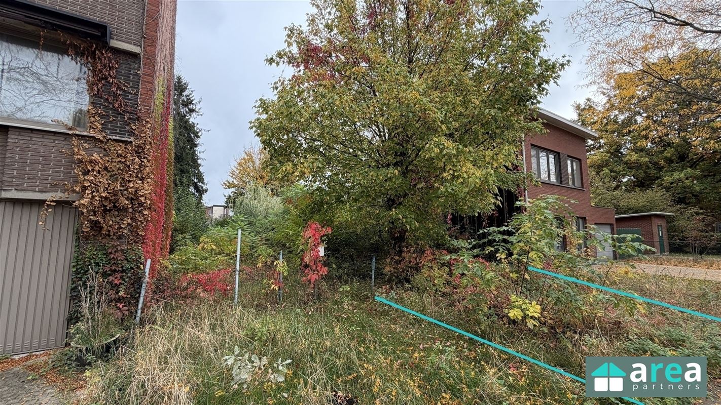 Interessante bouwgrond in rustige en gegeerde buurt!