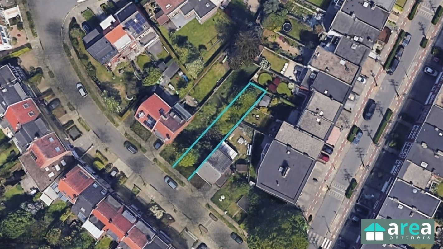 Interessante bouwgrond in rustige en gegeerde buurt!