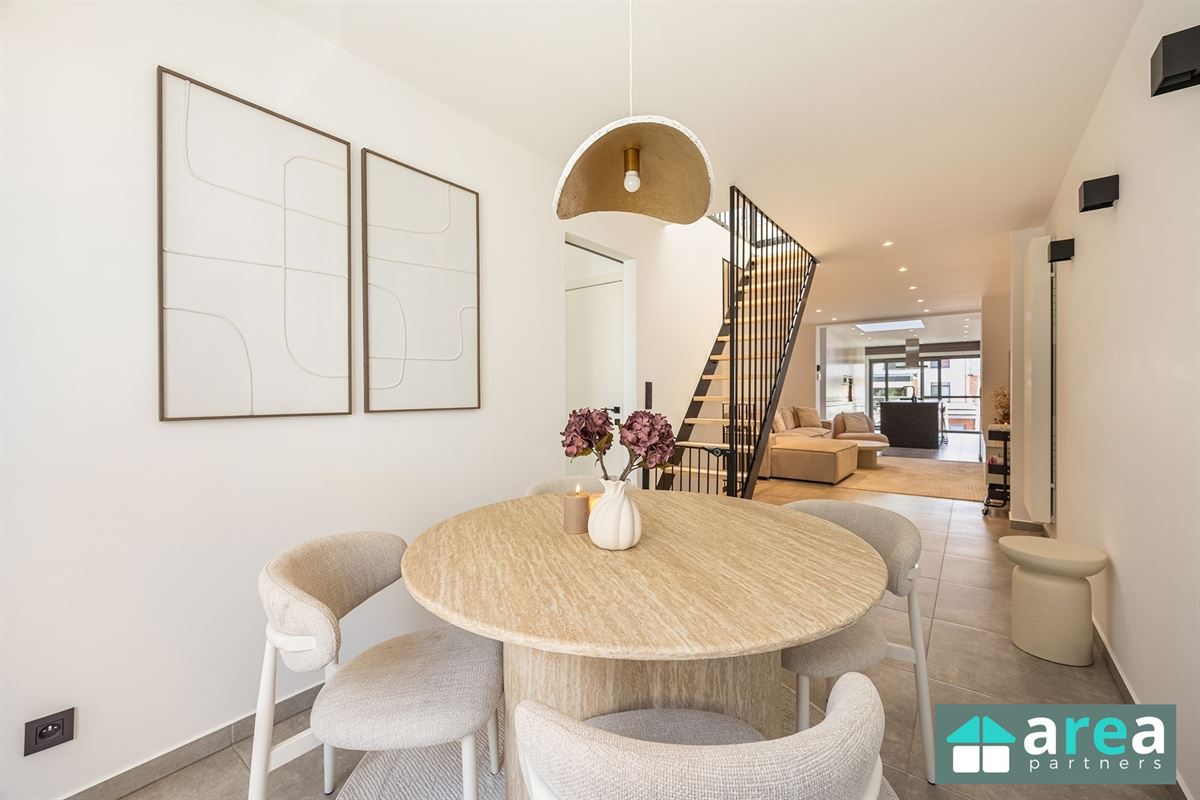Energiezuinige (A) gerenoveerde woning met tuin!