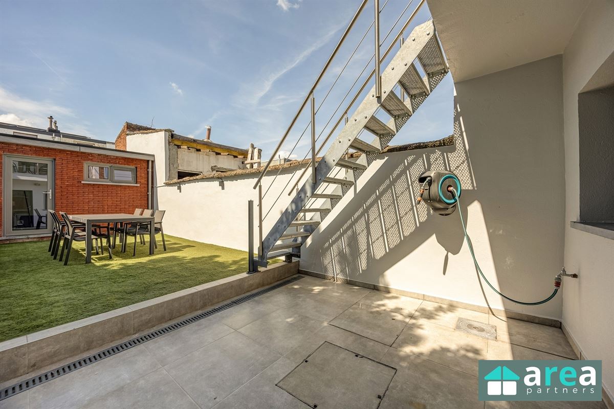 Energiezuinige (A) gerenoveerde woning met tuin!