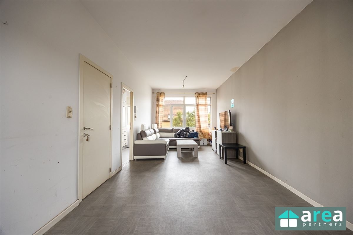 Opbrengsteigendom bestaande uit handelszaak + 3 appartementen