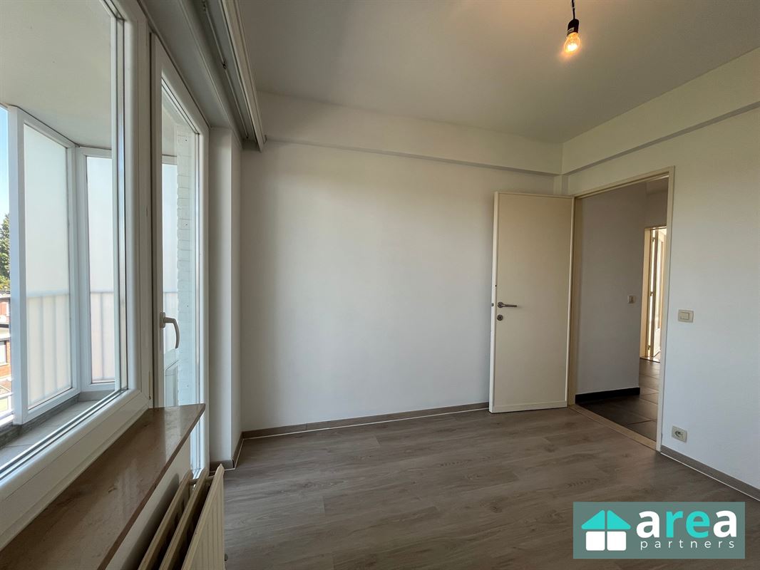 Instapklaar appartement met 2 slpk. én terras op toplocatie!