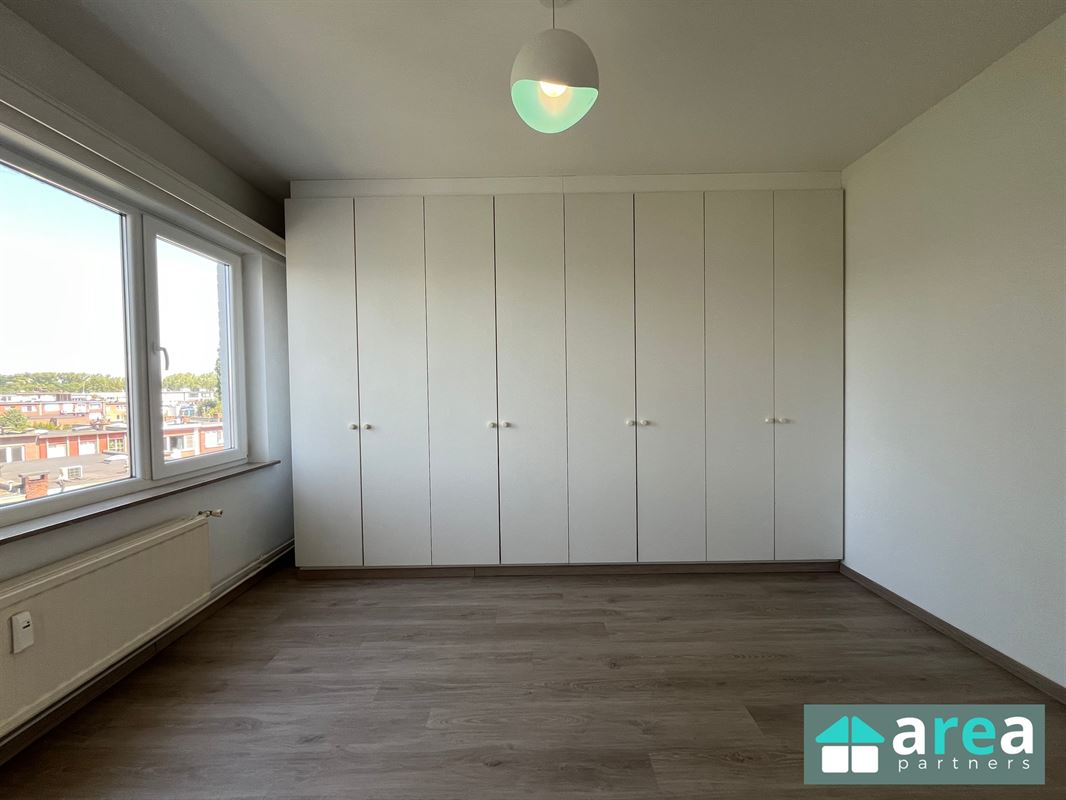 Instapklaar appartement met 2 slpk. én terras op toplocatie!