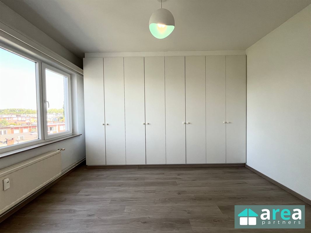 Instapklaar appartement met 2 slpk., terras én garage op toplocatie!