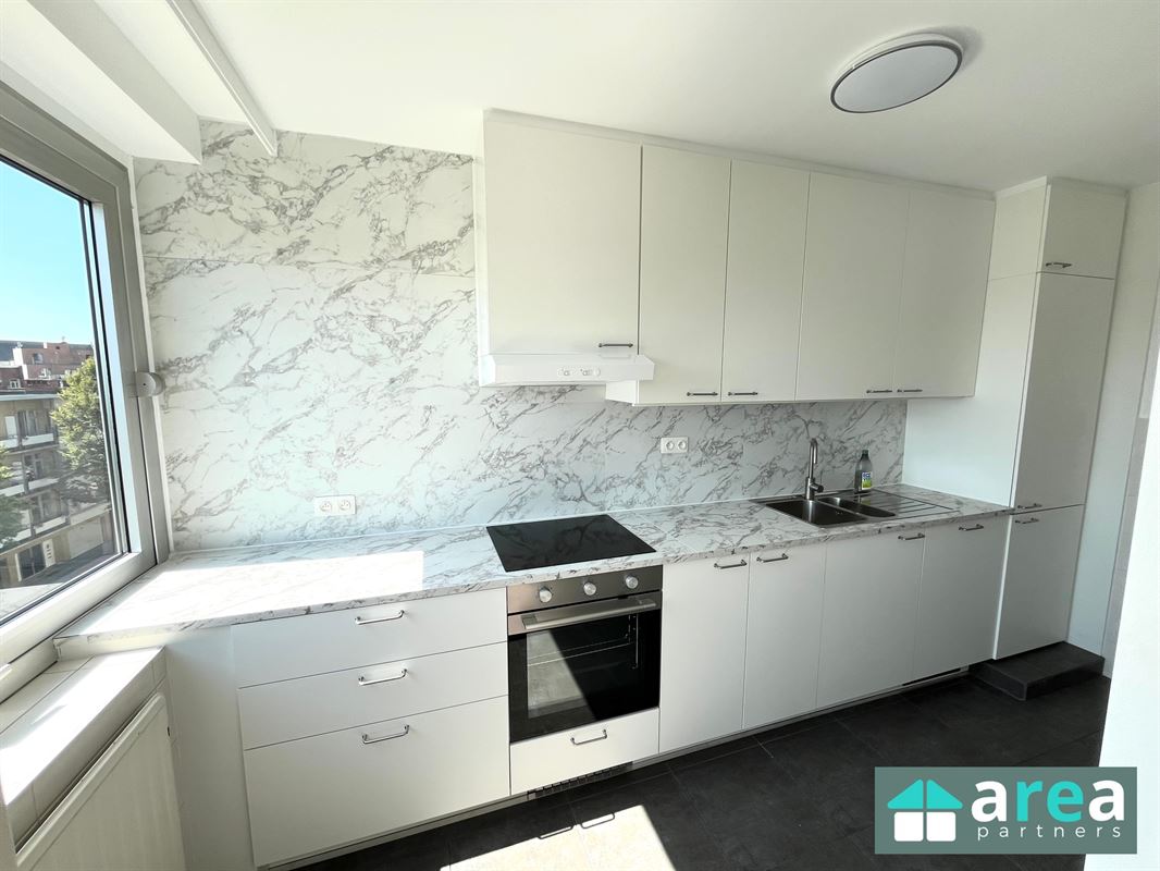 Instapklaar appartement met 2 slpk., terras én garage op toplocatie!