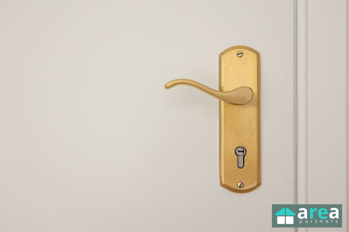 Gerenoveerd gelijkvloers appartement met 2 slpk te Boho!