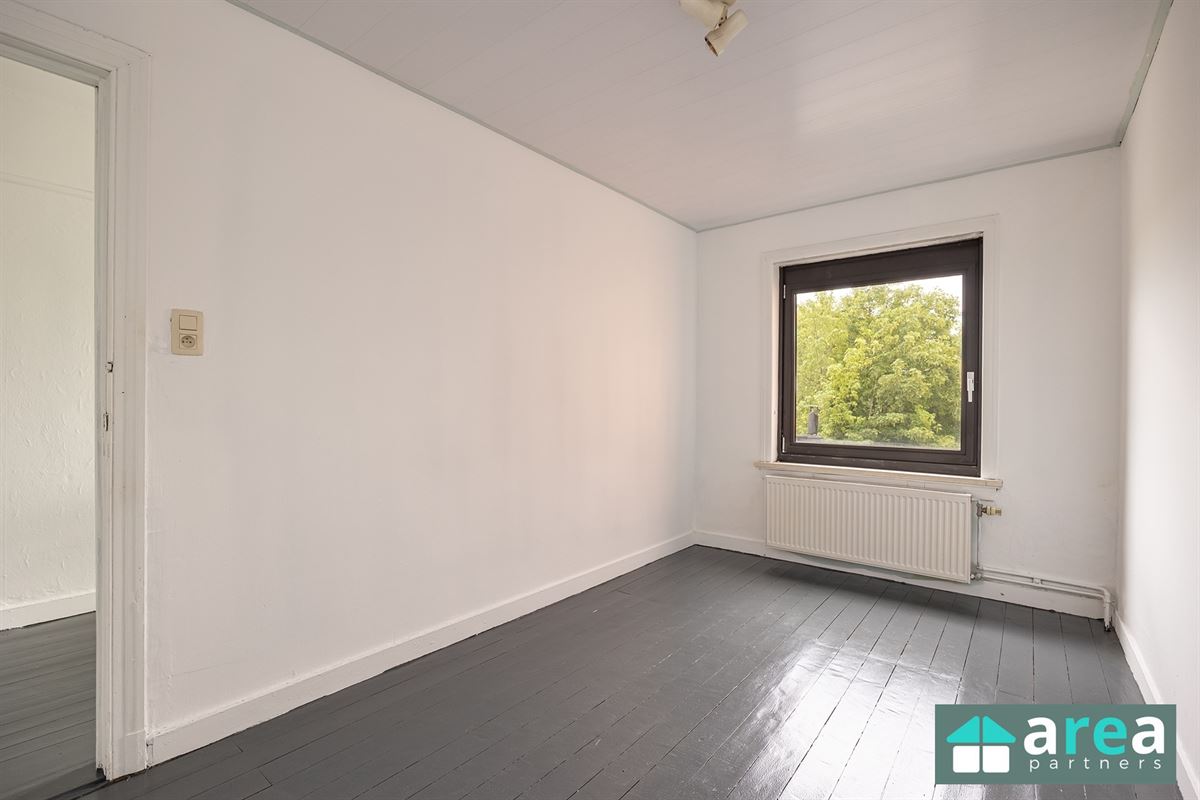 Instapklare woning met vier slaapkamers!