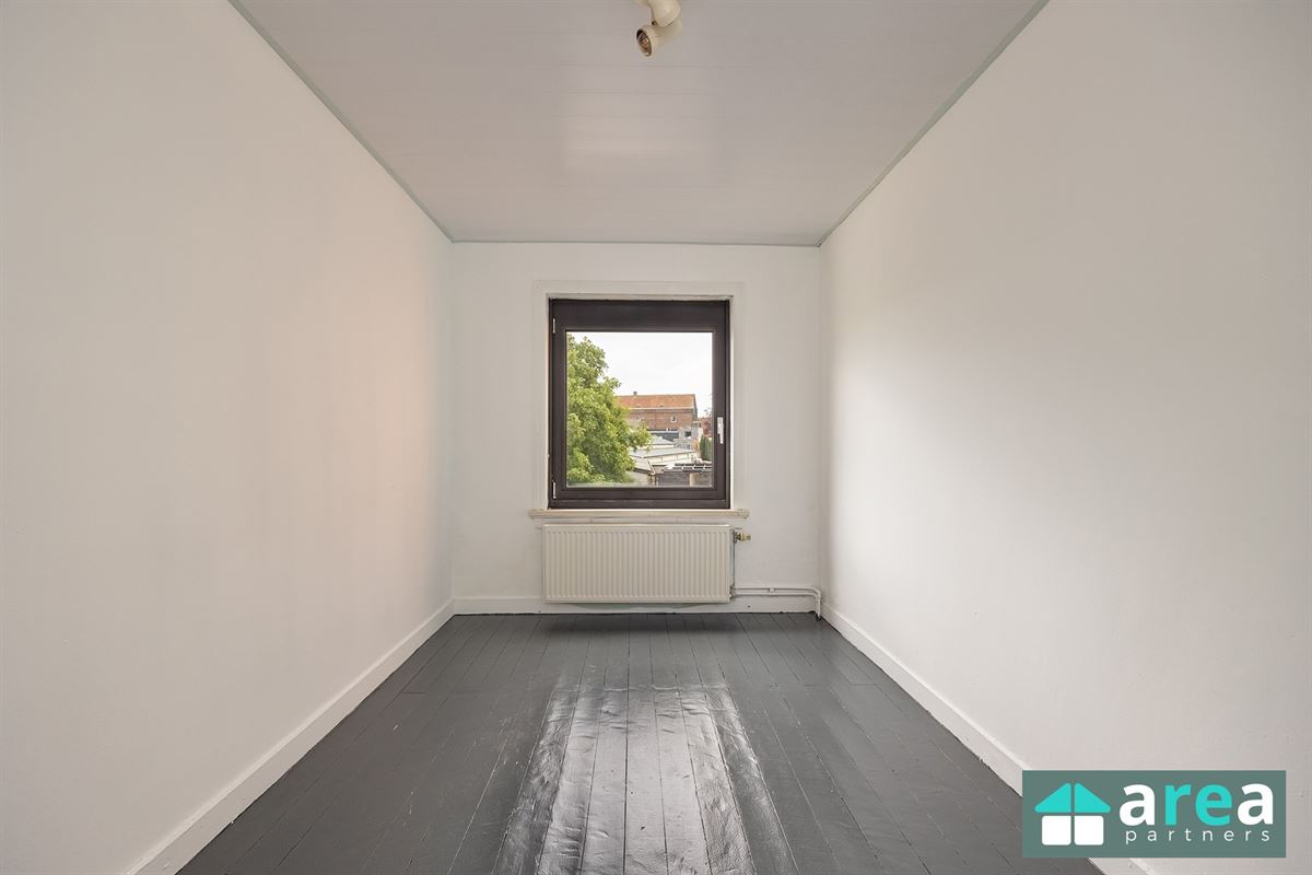 Instapklare woning met vier slaapkamers!
