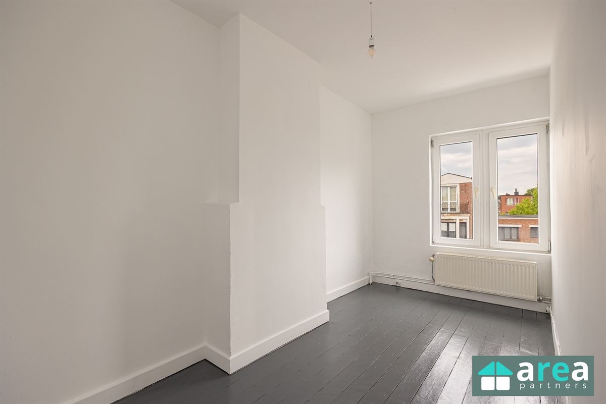 Instapklare woning met vier slaapkamers!