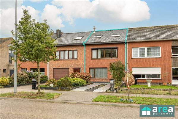 IN OPTIE! - Leuke gezinswoning in gegeerde buurt!
