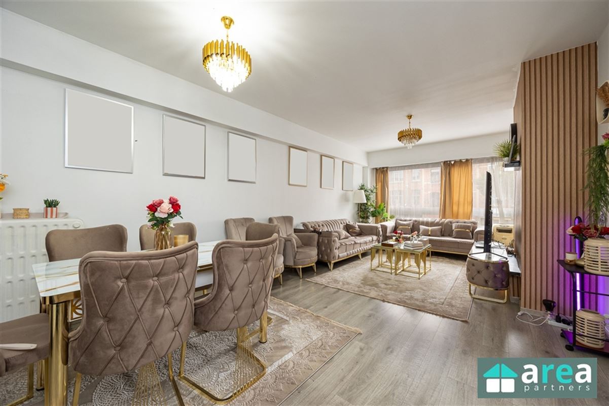 Leuk 2-slpk appartement met terras op centrale locatie in Berchem