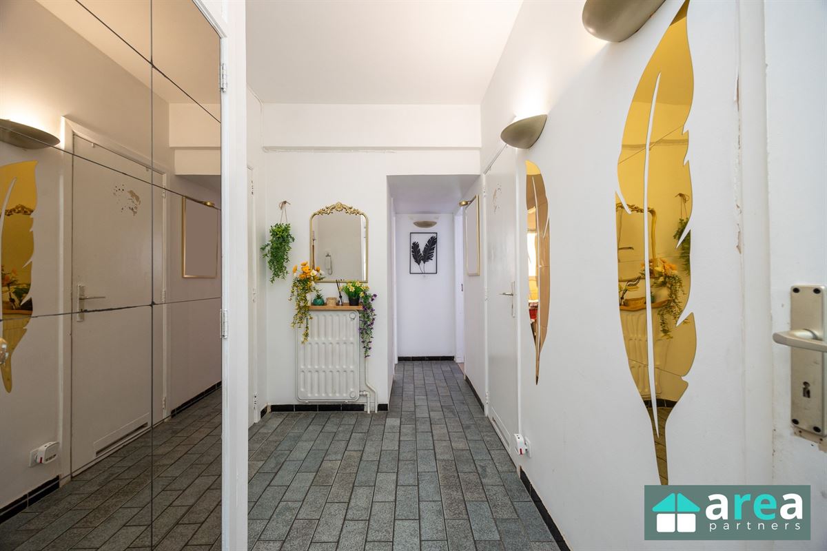 Leuk 2-slpk appartement met terras op centrale locatie in Berchem